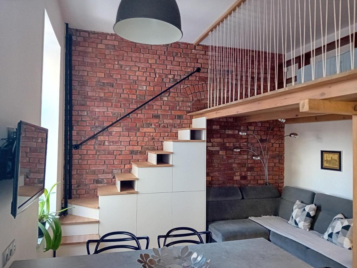 Ferienwohnung Kawalerka Z Antresola Do Wziecia Danzig Exterior foto
